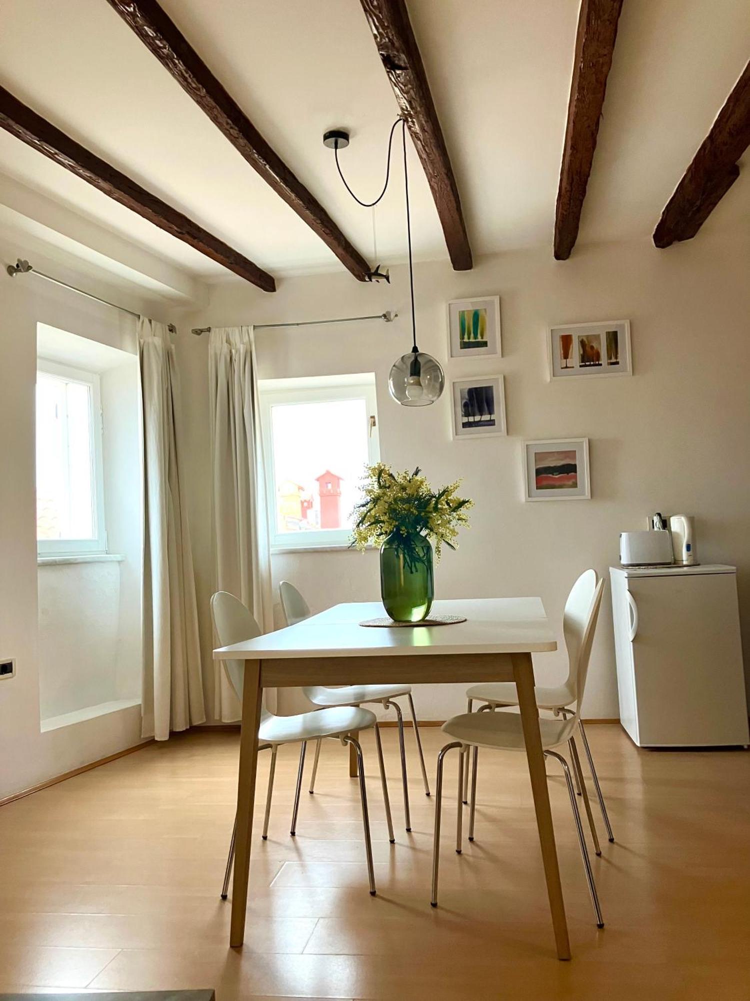 Casa Plava Sea View Apartment โรวีน ภายนอก รูปภาพ